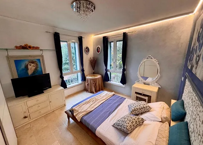 San Cataldo Primo Piano Pansiyon *